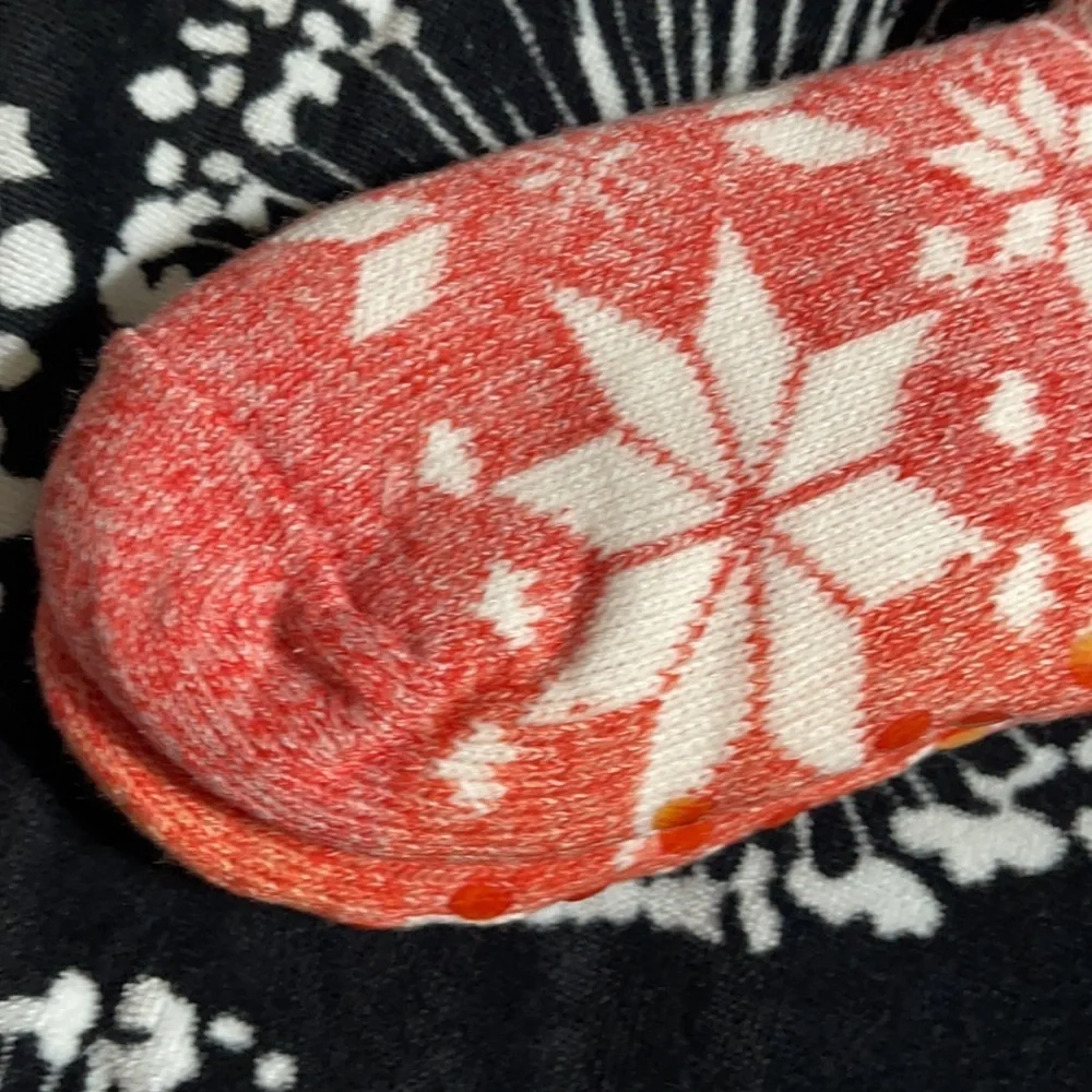 New Sweet Home Christmas slippers